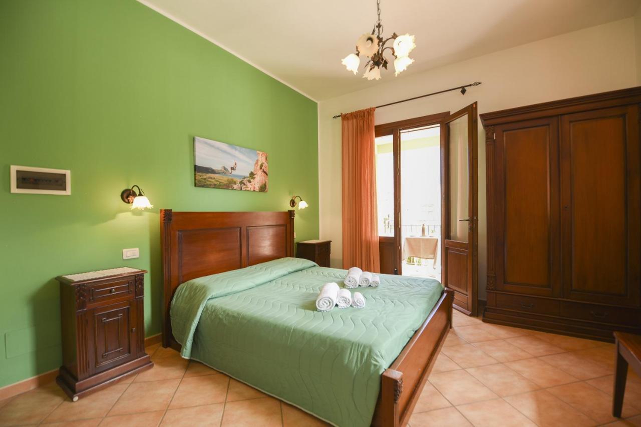 Aurora Castelluzzo Bed and Breakfast Eksteriør billede