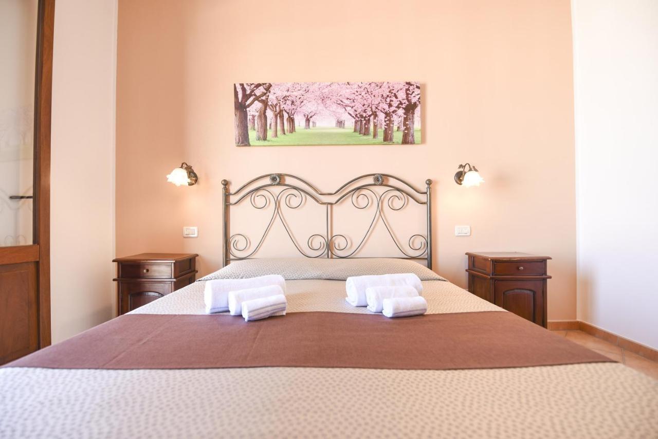 Aurora Castelluzzo Bed and Breakfast Eksteriør billede